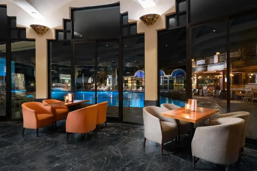 JAZ Pyramids Resort
