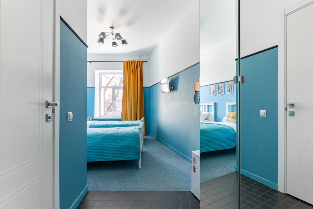 Меблированные комнаты Chevron Inn