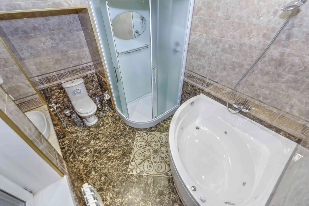 Отель Каприз