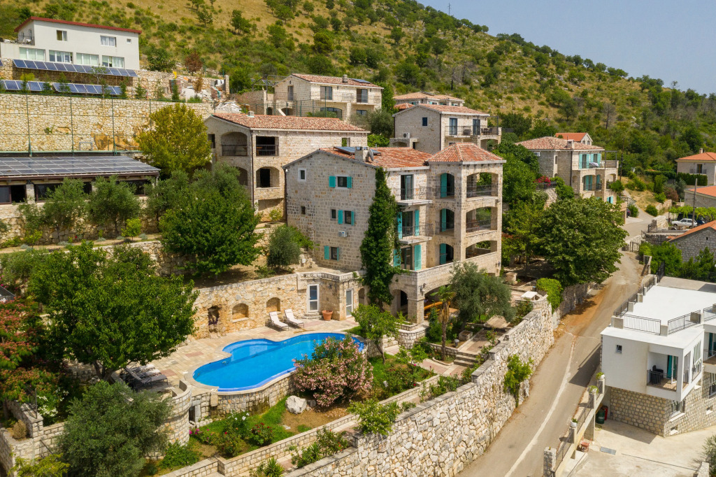 Castello degli Aranci Eco Resort