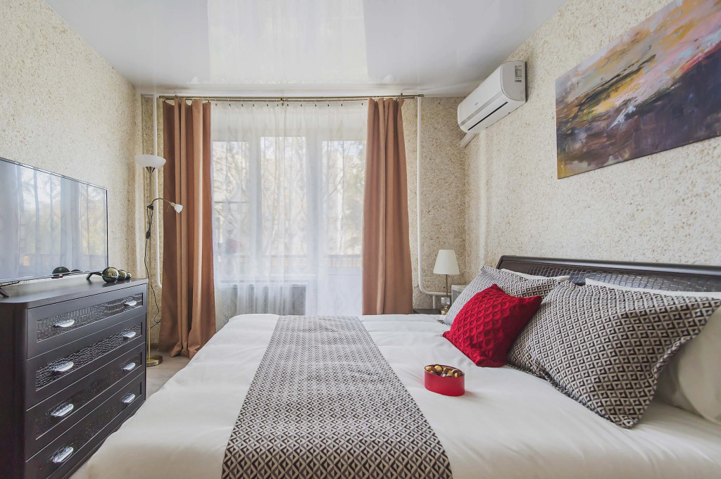 Квартира GM Apartments Стильная Двушка на Патриках