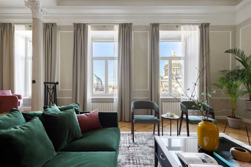 Апартаменты Minin Apartments c видом на Исаакиевский Собор 210 кв.м.