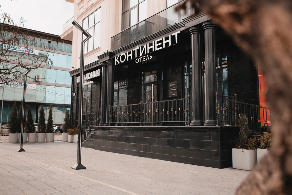 Отель Континент