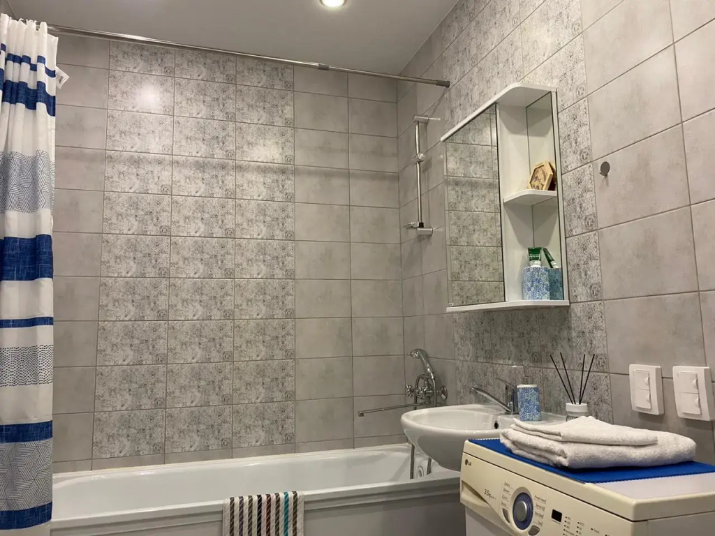 Apart Aqua - ZhK Melnitsa ZhD Vokzal
