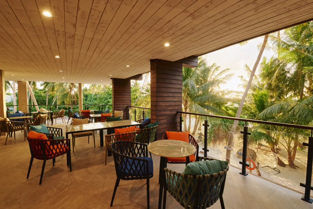 Dhigurah Beach Inn