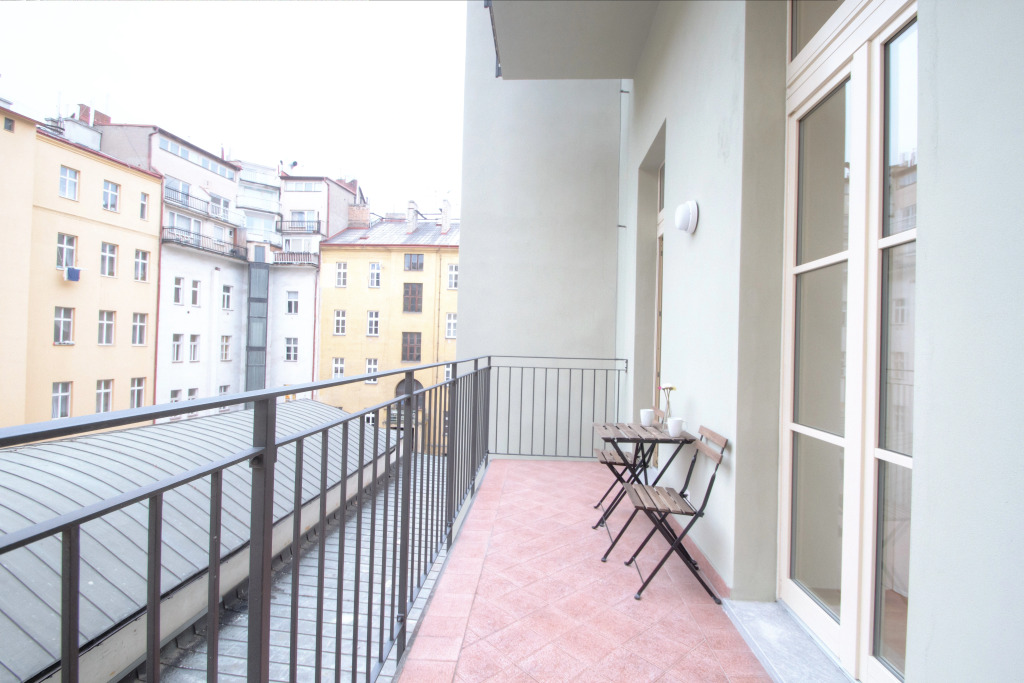 Manesova Apartment