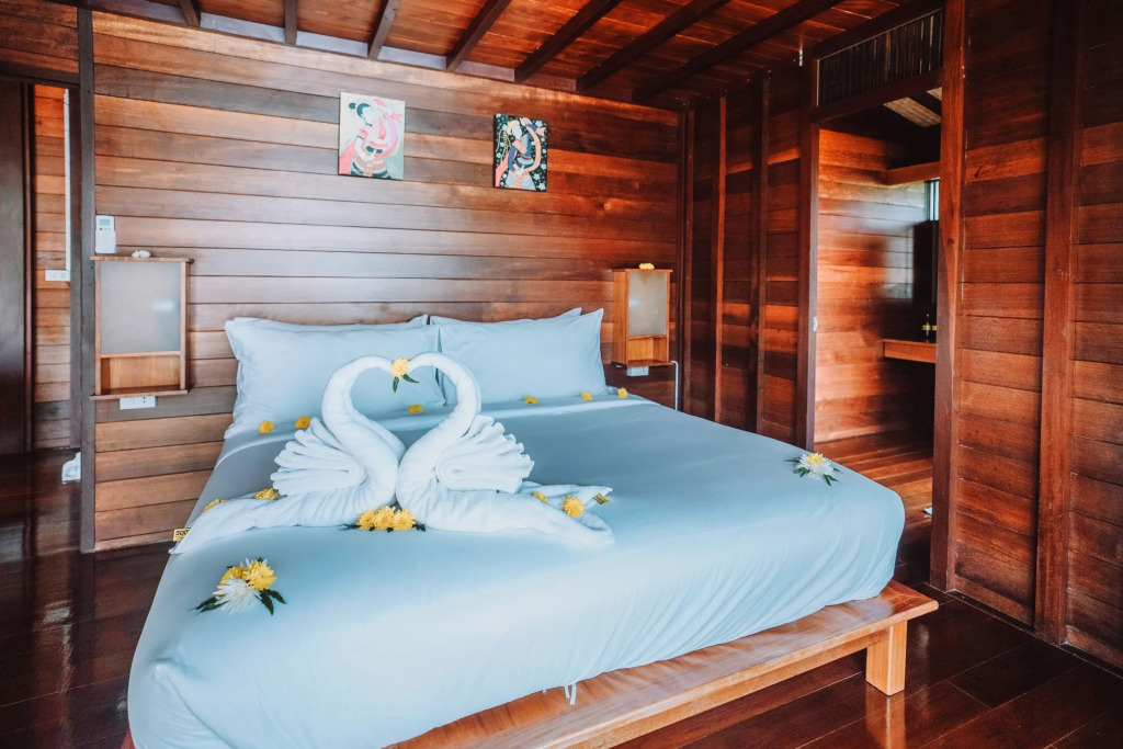 500 Rai Floating Resort