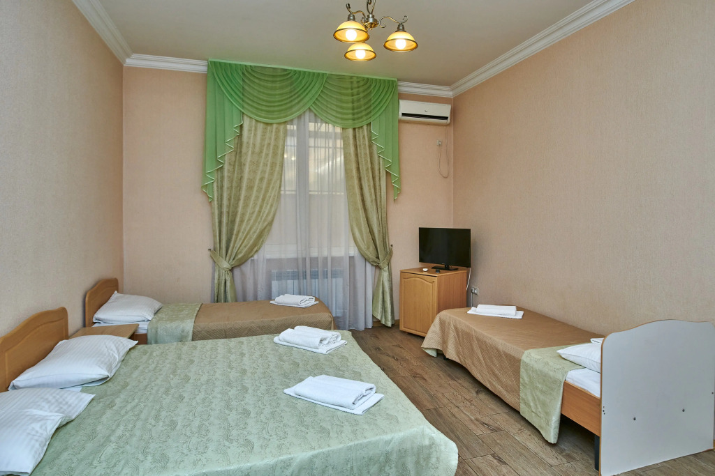 Гостиница Севан