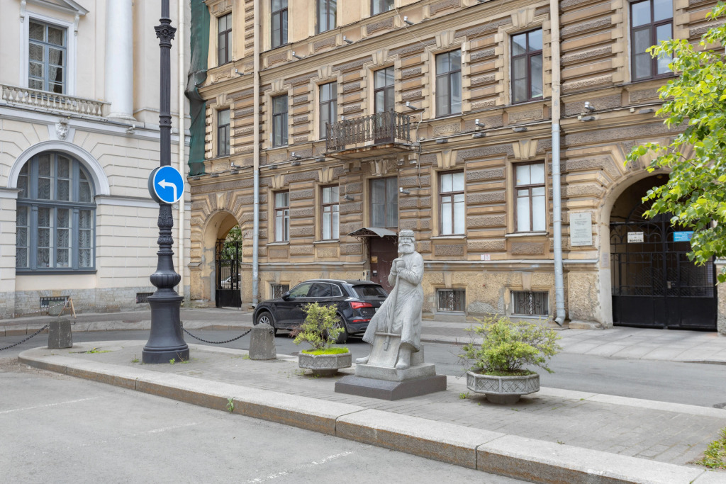Квартира Скайлайт у Александринского Театра