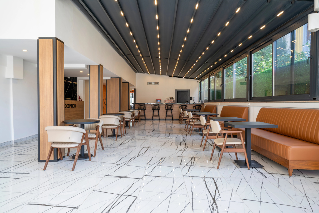 IRENIC HOTEL