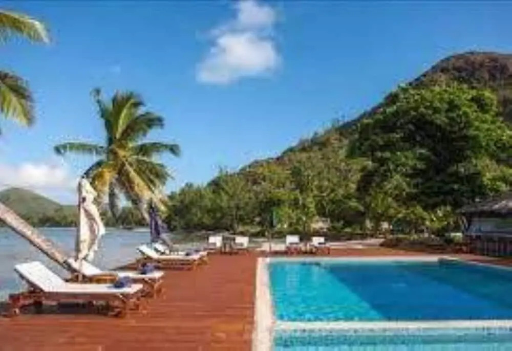 Курортный Отель Le Vasseur La Buse Eco Resort