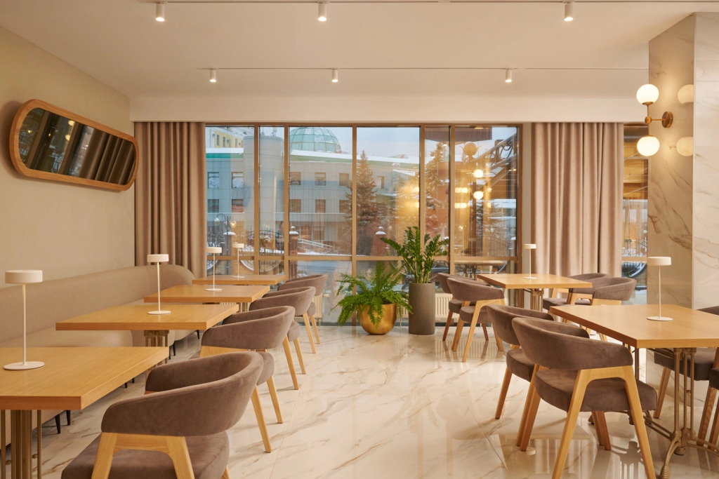 4 ★ Отель Aura CityHotel
