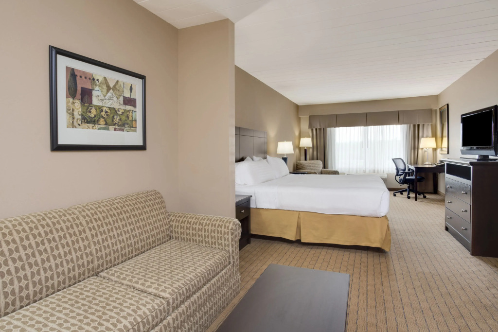 Holiday Inn Express Hotel & Suites Fort Myers East - The Forum by IHG