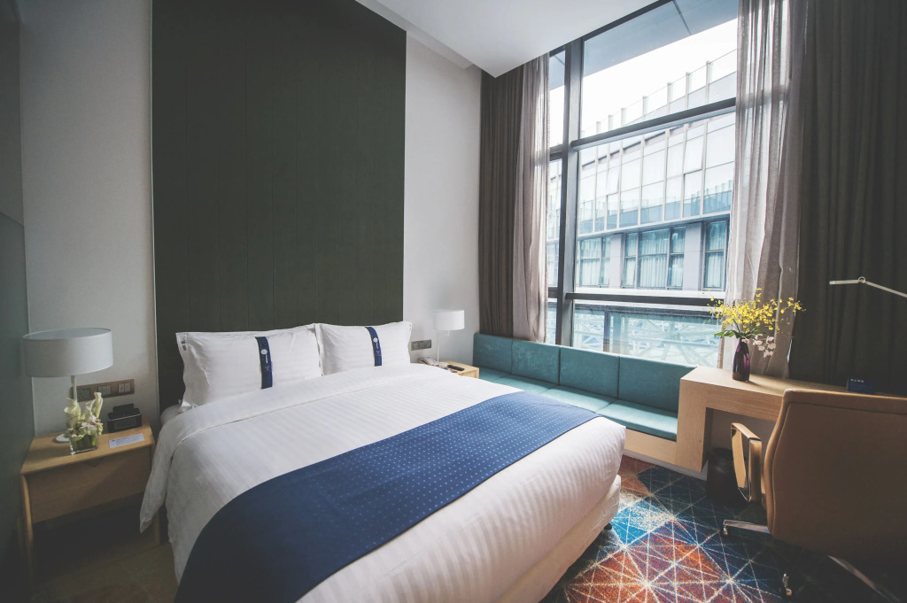 Holiday Inn Express Shanghai Songjiang Fangta by IHG