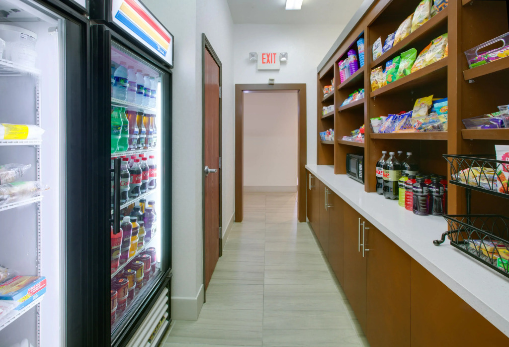 Holiday Inn Express & Suites - Denton North by IHG