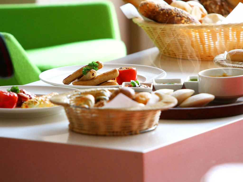 ibis New Delhi Aerocity - An Accor Brand
