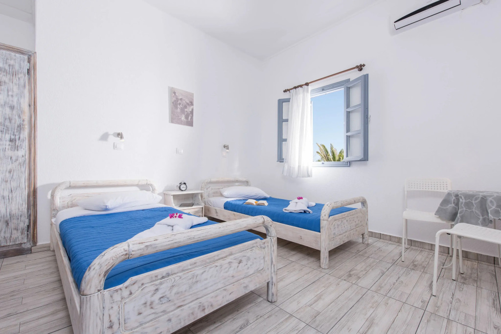 Maryloujohn Villas Oia