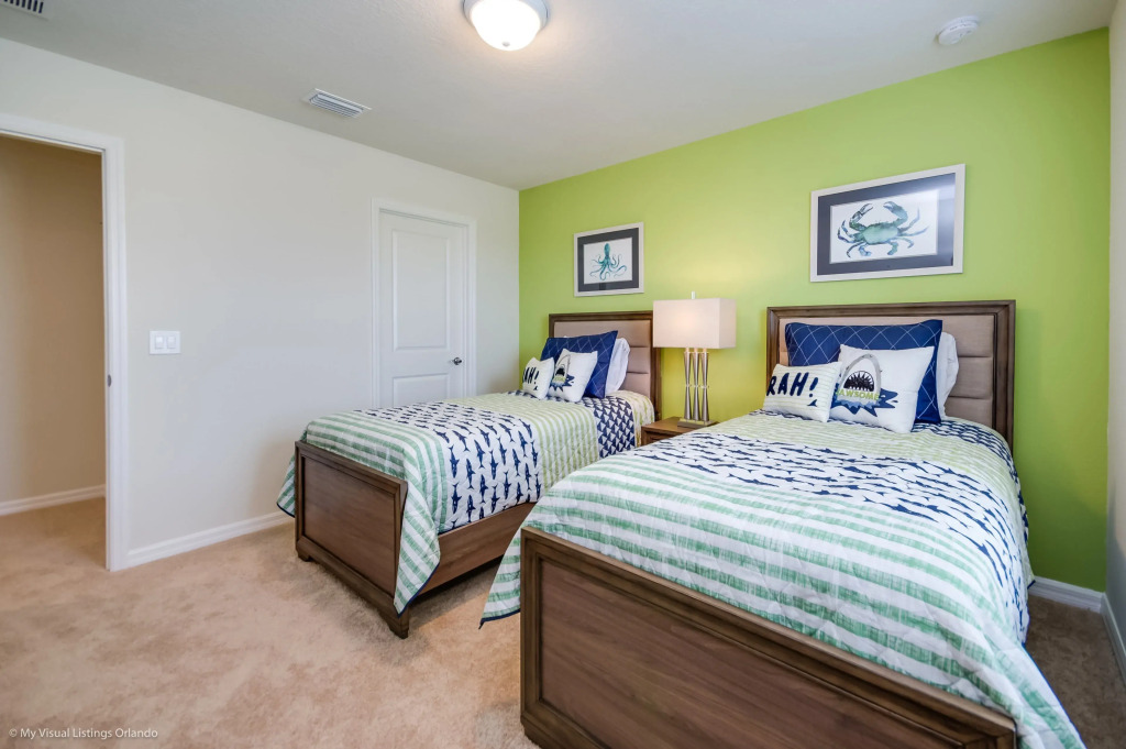Solterra - 5569 Misty Oak Circle