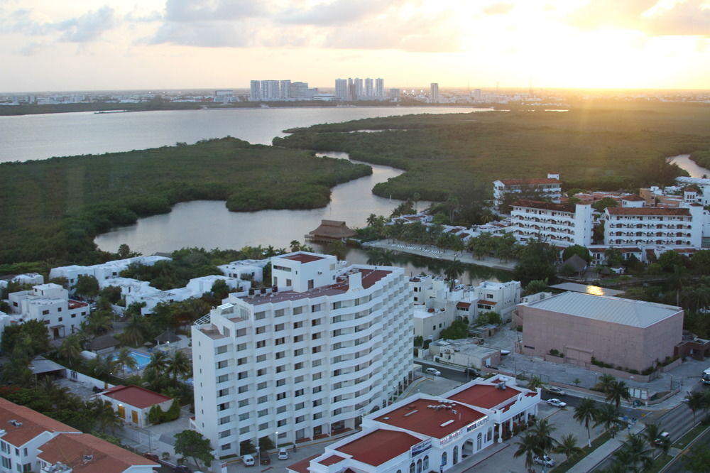 Calypso Hotel Cancun