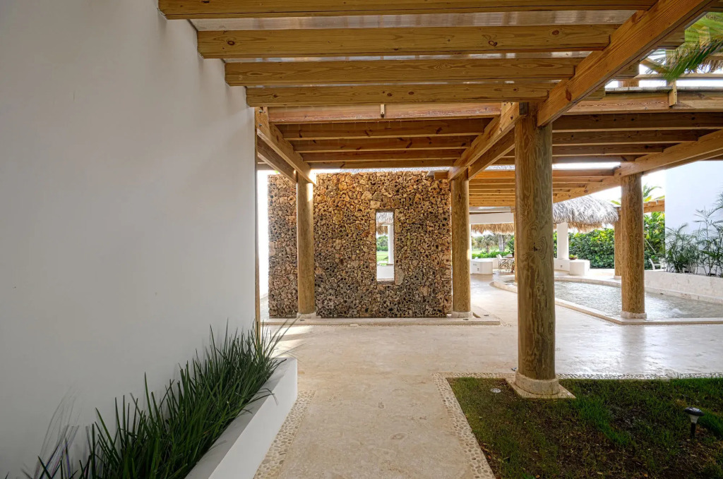 Cayuco 9 by RedAwning