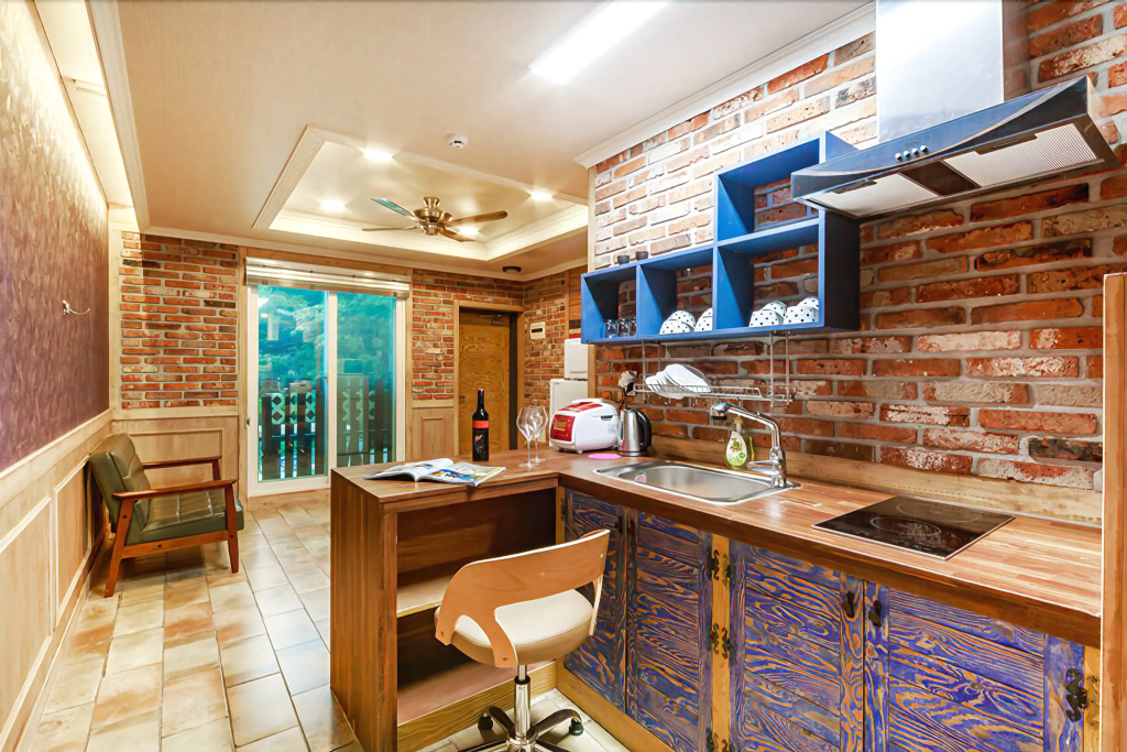 Gyeongju Rosso House Pension