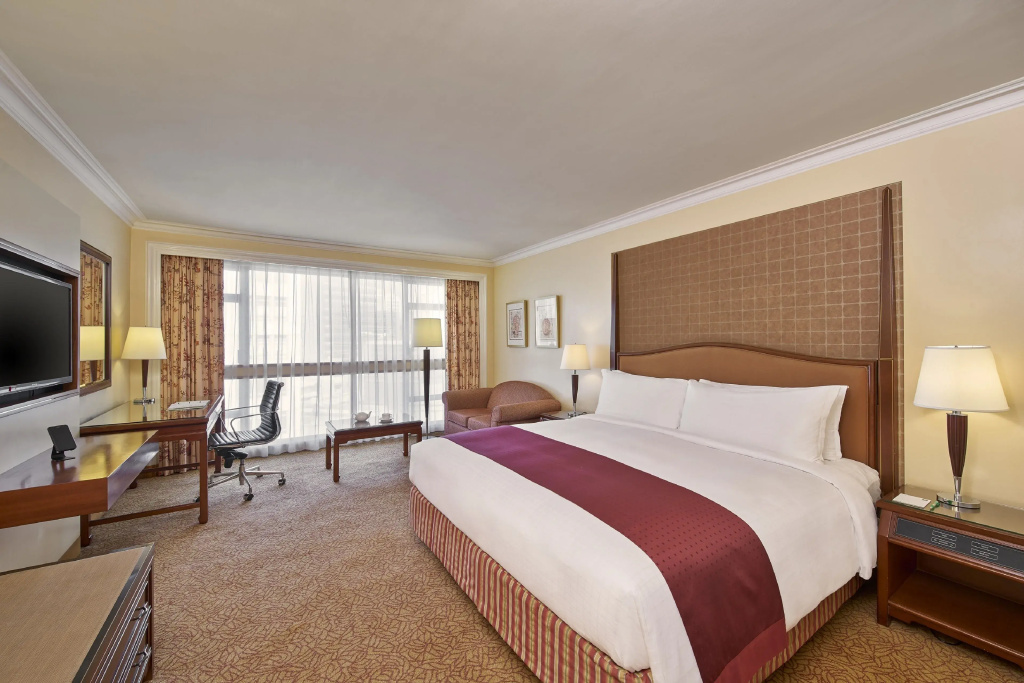 Holiday Inn Golden Mile by IHG