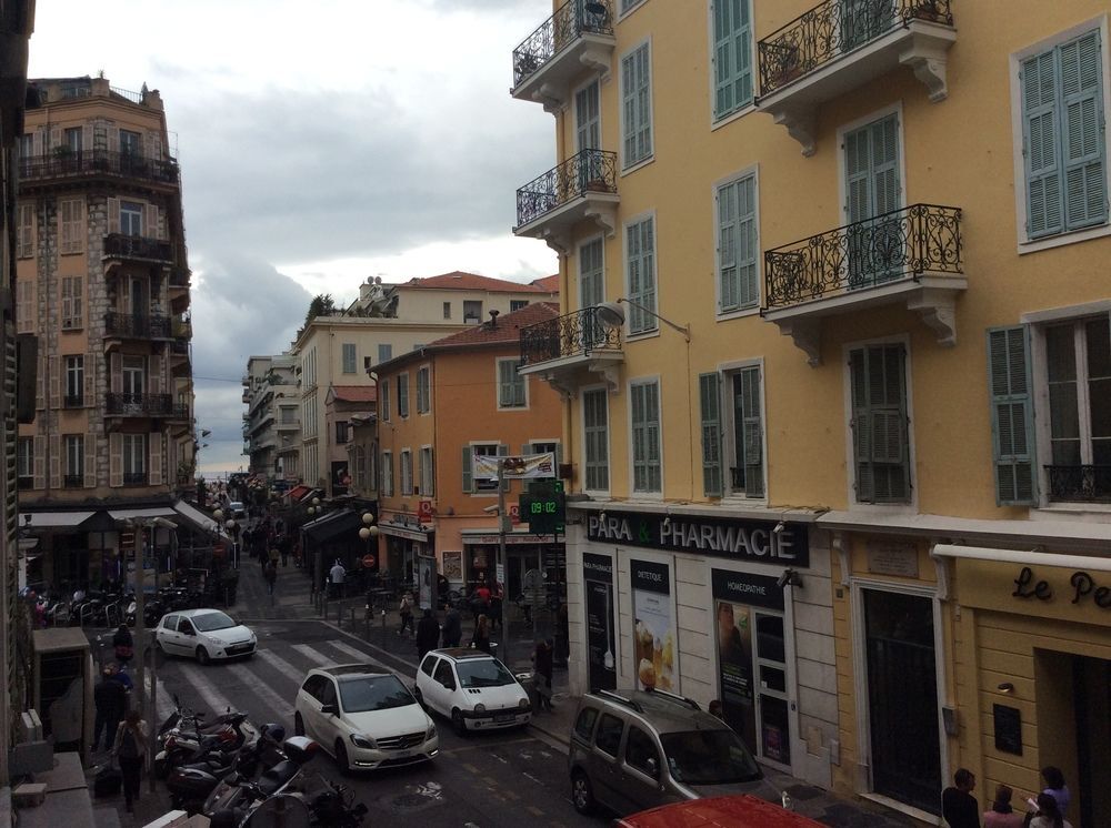 Отель Hotel de Flore Nice Promenade by HappyCulture