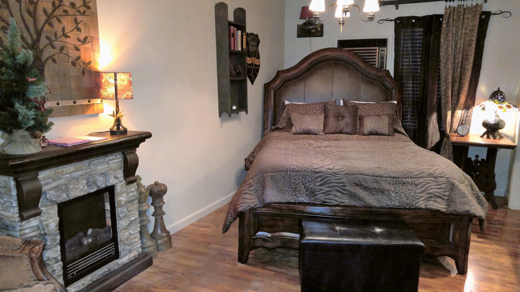 TradeWinds Lodging Bed and Breakfast