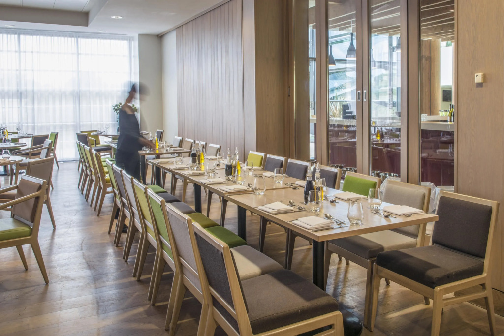 The Orchard Hotel & Restaurant