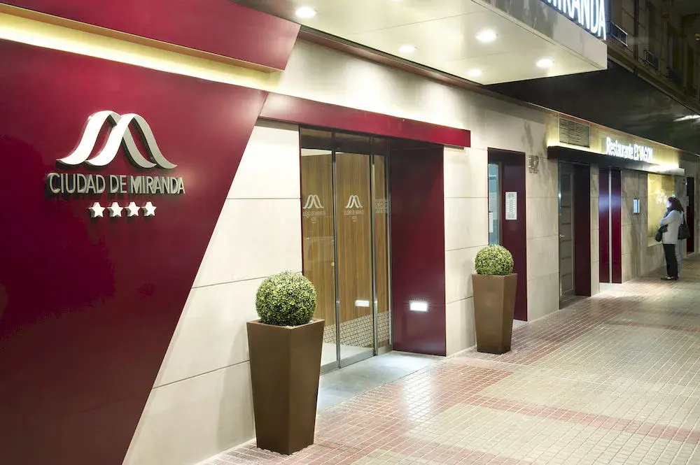 Hotel Sercotel Ciudad de Miranda
