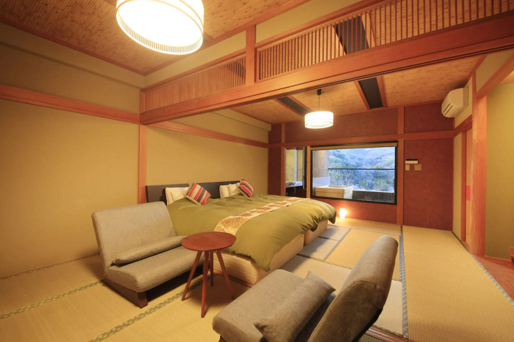 Higashiizu Koyoi