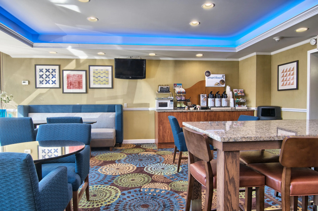 Holiday Inn Express Detroit-Birmingham by IHG