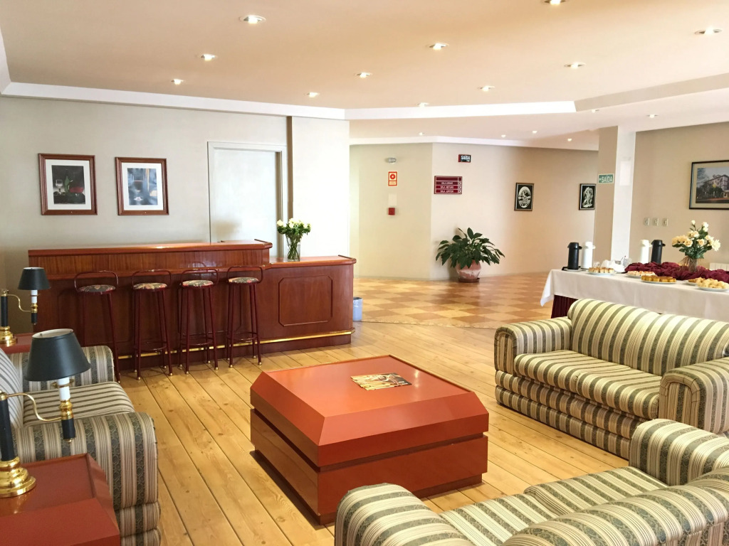 Cosmos Hotel