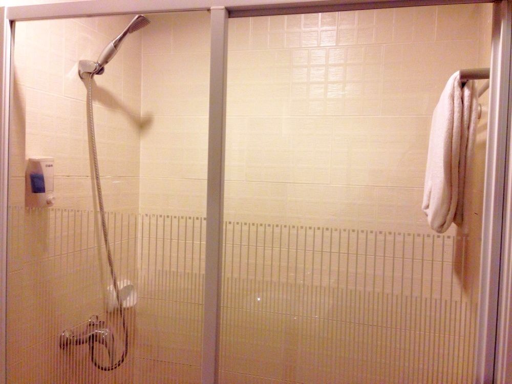 Отель Palm Garden Hotel Brunei Отель Palm Garden Hotel Brunei в Бандар-Сери-Бегаване