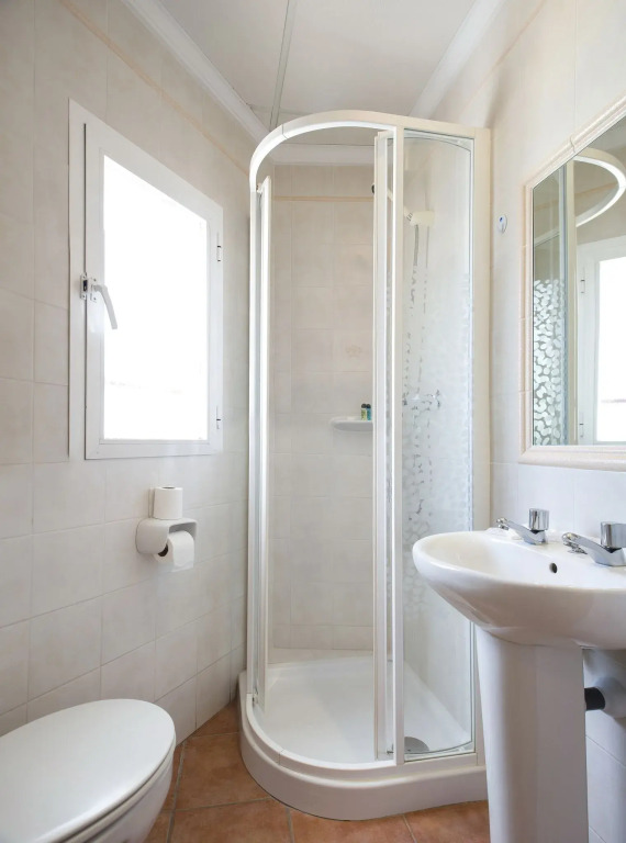 Hostal Adelino
