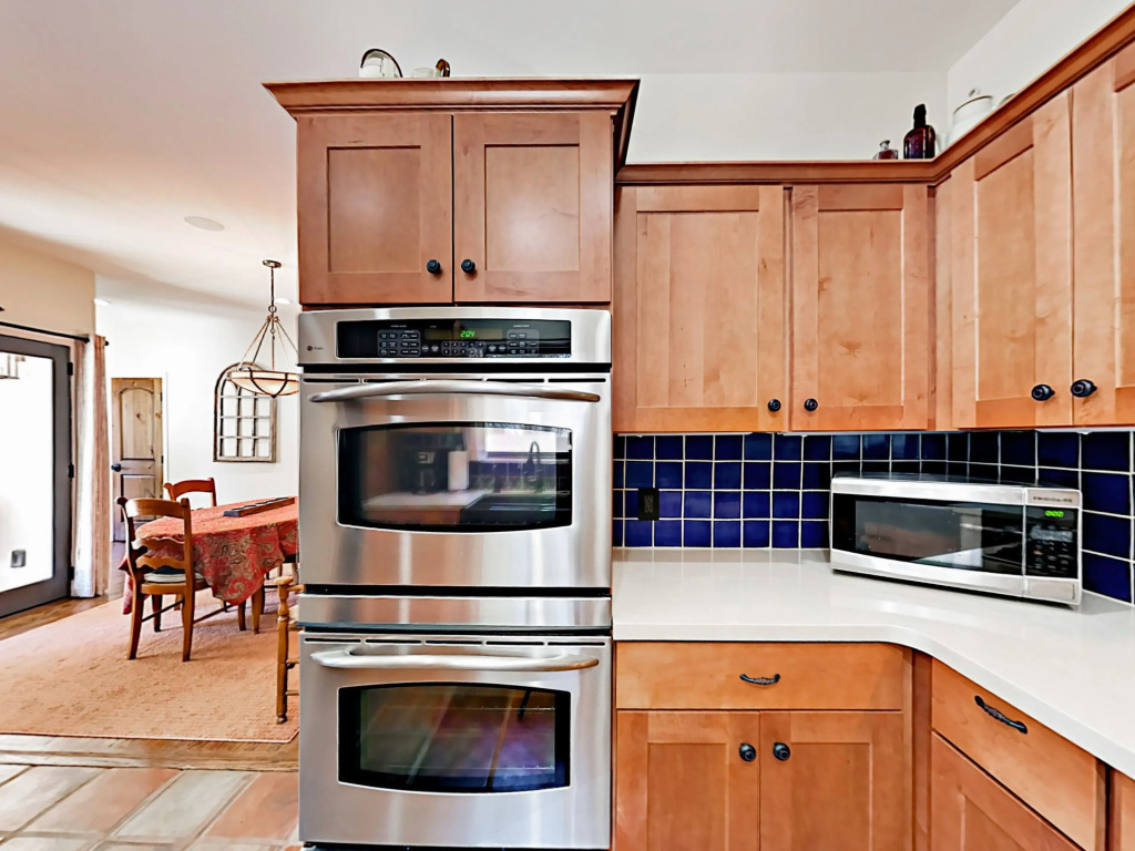 434 Vine Street House 3 Bedrooms 2 Bathrooms Home