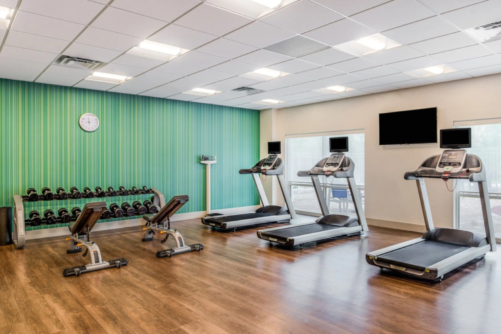 Holiday Inn Express & Suites Tampa North - Wesley Chapel by IHG