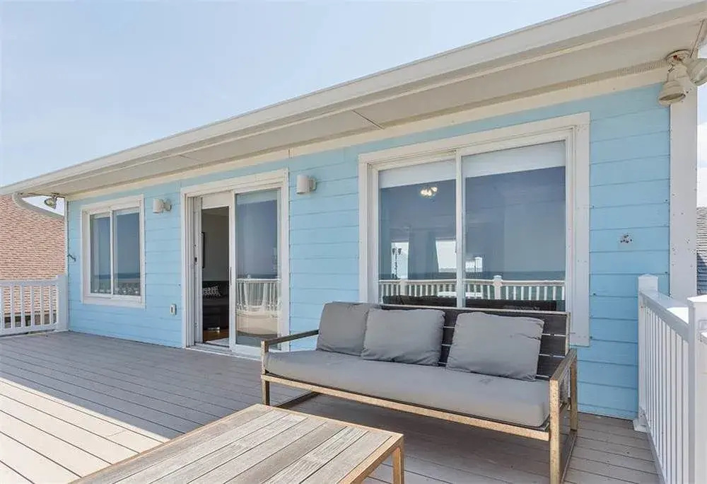 Beach Gem 6 Br home by RedAwning