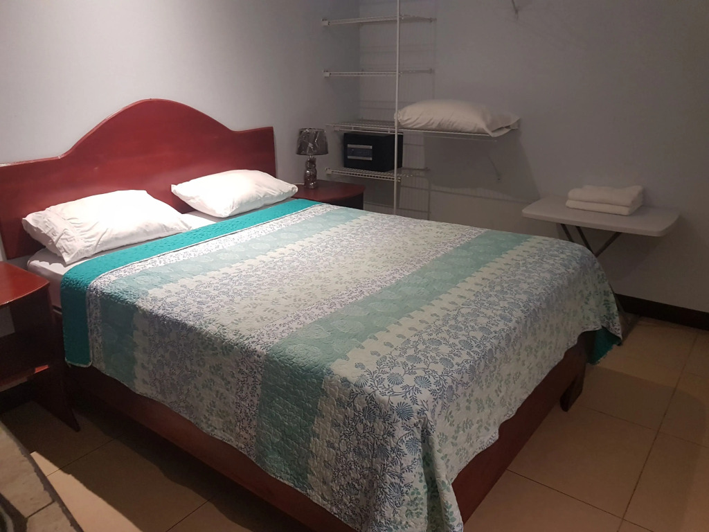 Hotel La Cueva