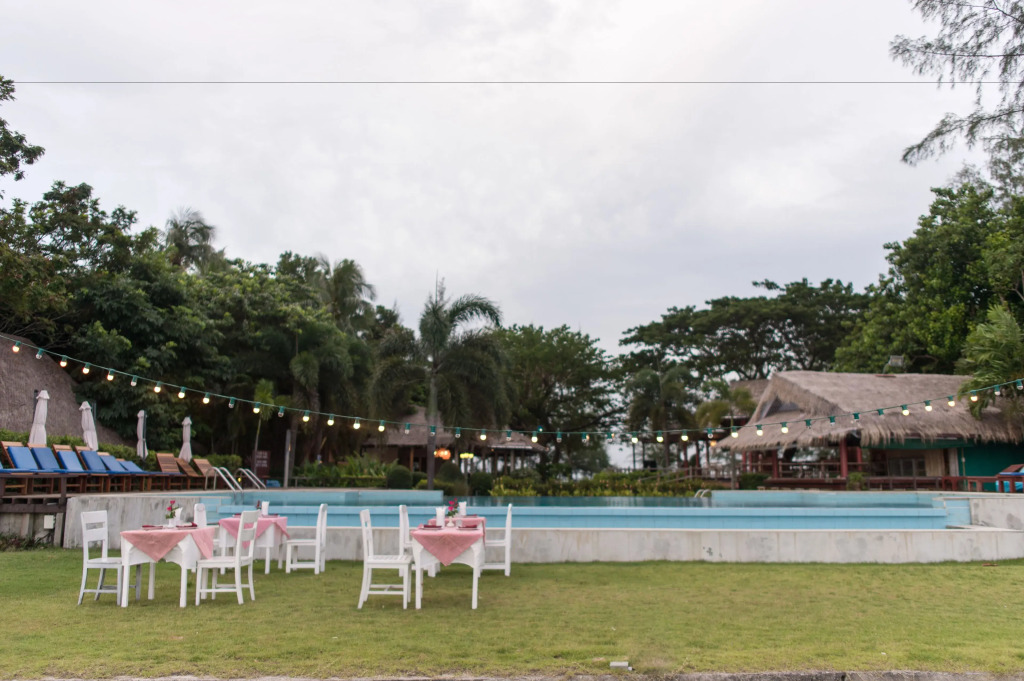 TwinBay Resort