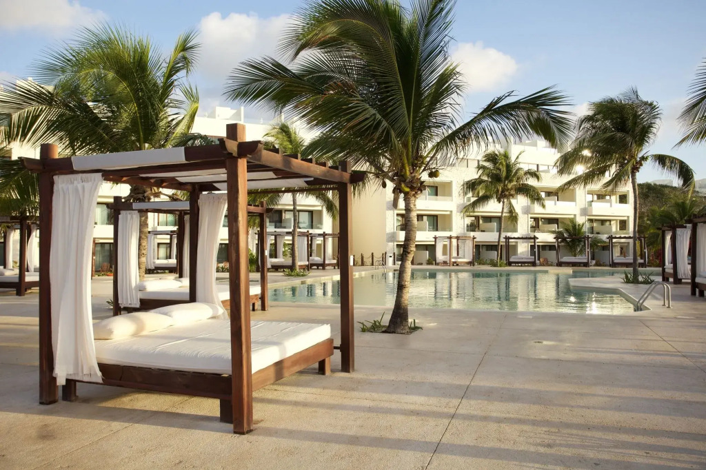Отель Akumal Bay Beach and Wellness Resort