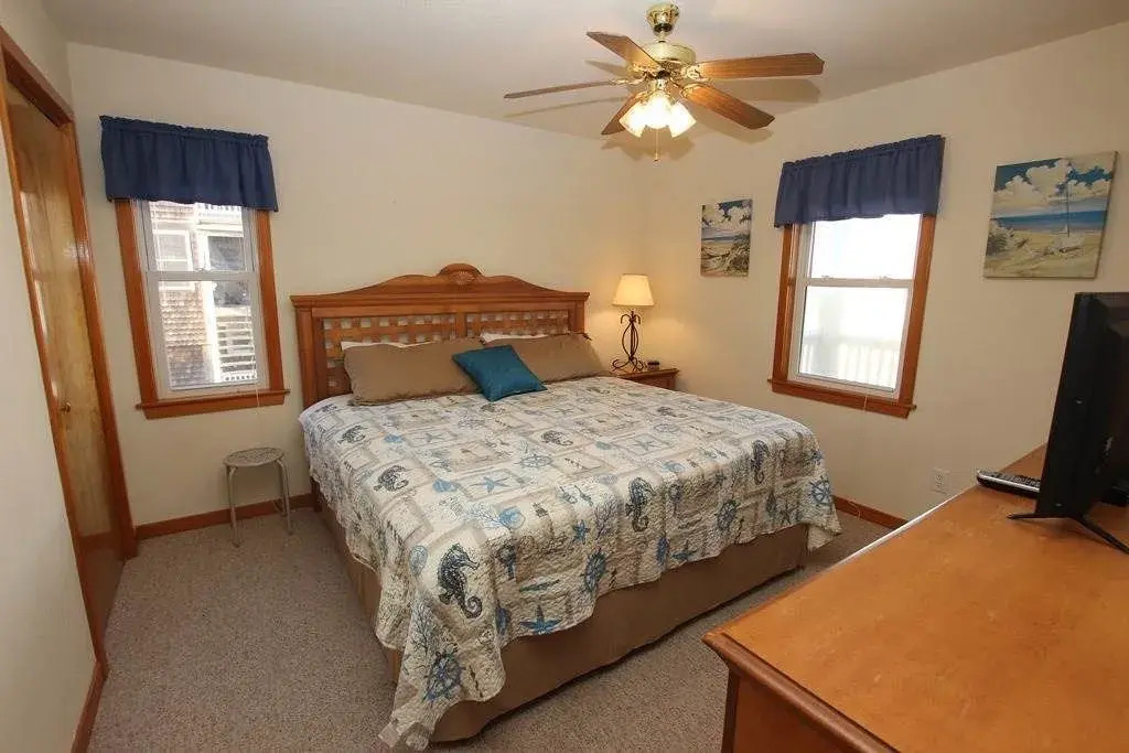 Stay here on Porpoise - 4 Br Home