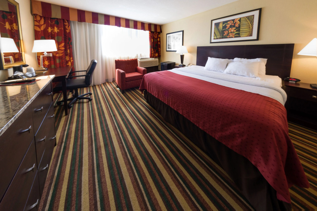 Holiday Inn & Suites Orlando SW - Celebration Area by IHG