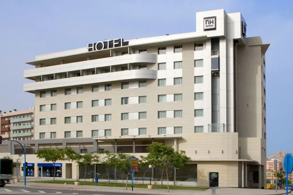 Imagen de Hotel NH Alicante (13 de 32)