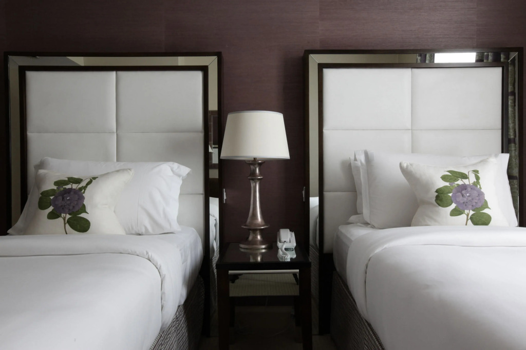 The Mandeville Hotel