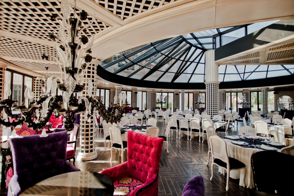 Royal Castle Design & SPA