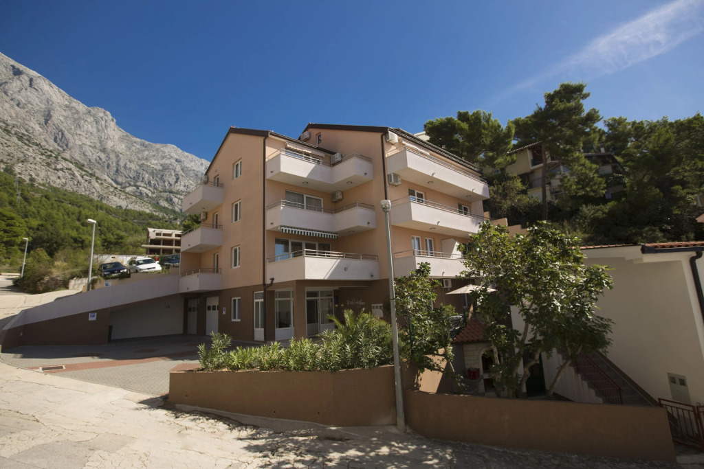 Apartments Vila Adrijana and Fitness Studio Wolf