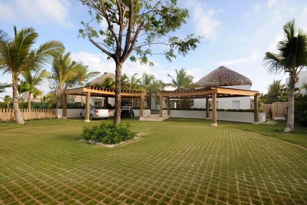 Cayuco 9 by RedAwning