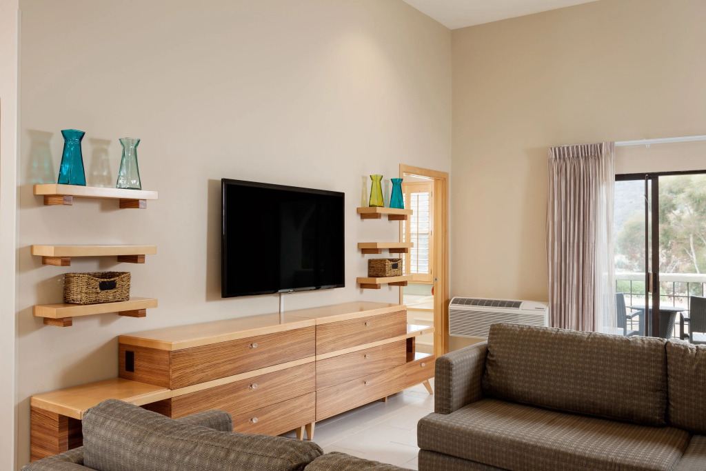 Catalina Canyon Inn
