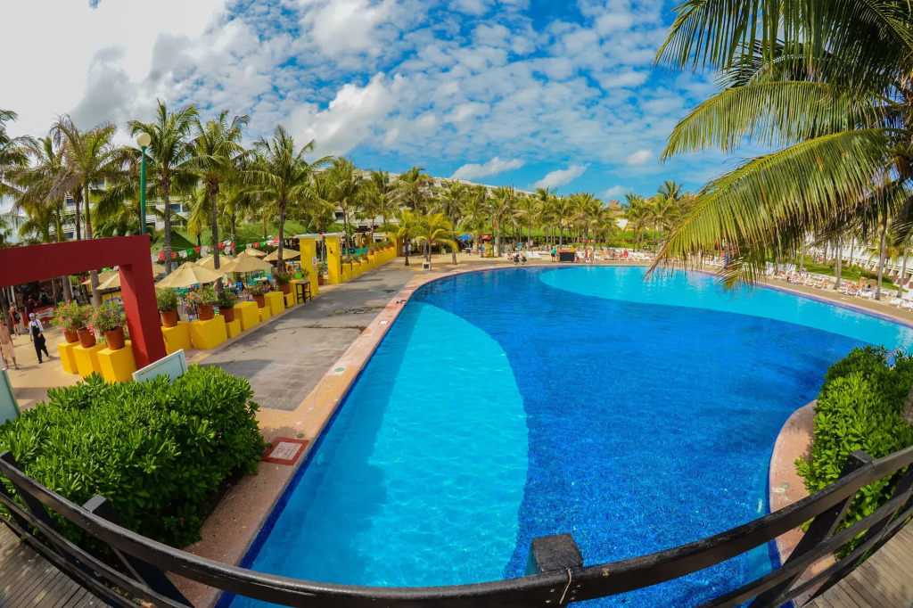 The Pyramid Cancun by Oasis - All Inclusive